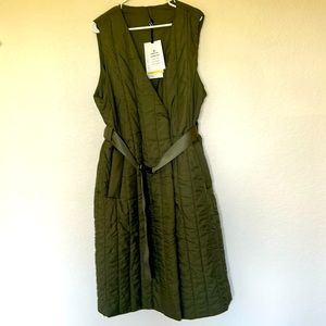 Lululemon long insulated vest 14 w tag